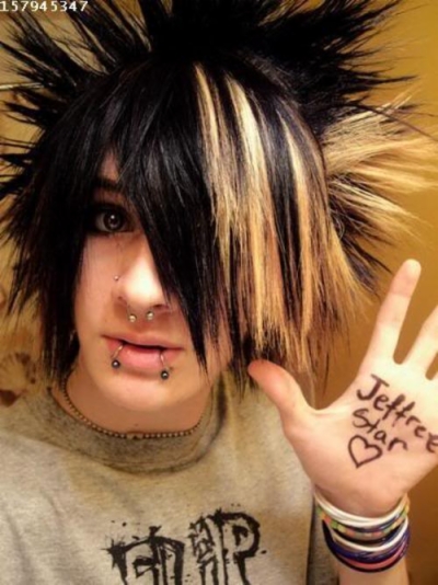 Emo Wallpaper Find And Download Best Wallpaper Images At Itl Cat