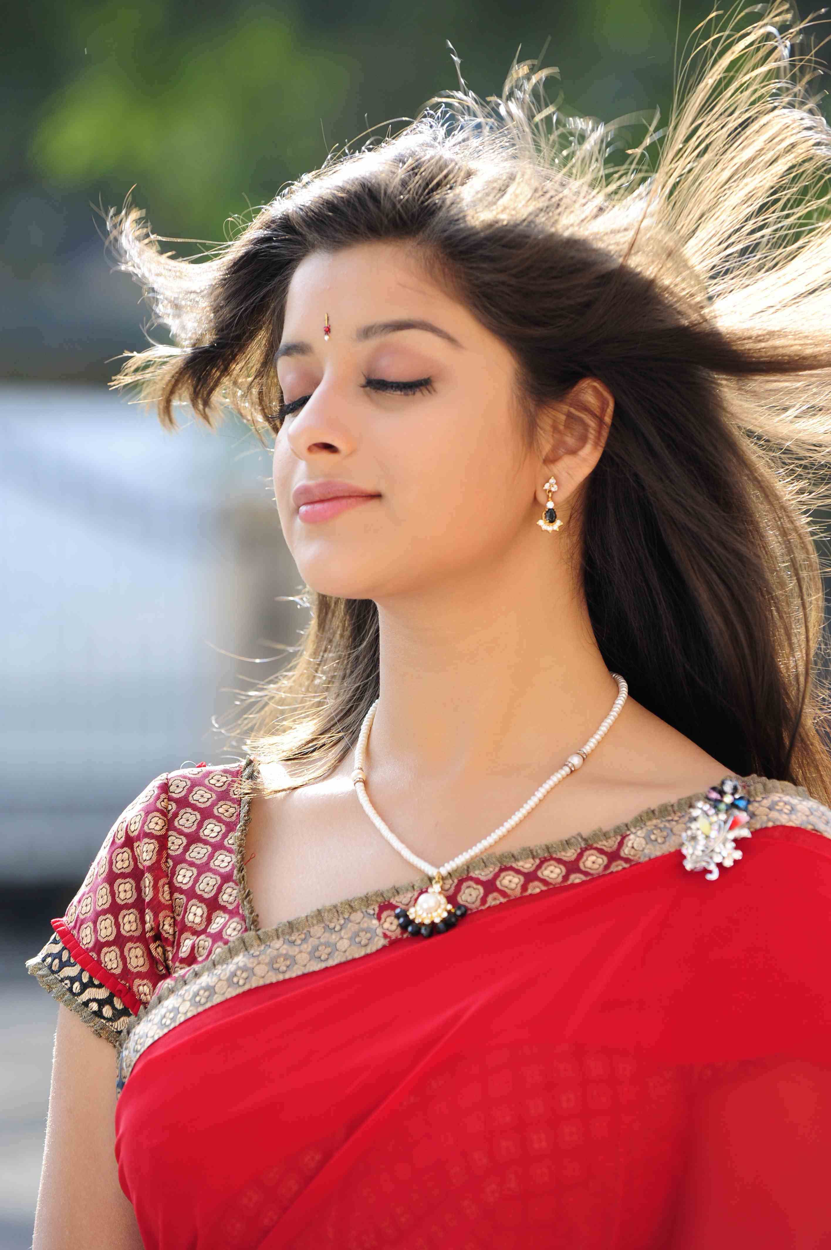 Madhurima Wallpaper, Cute Girls Wallpapers And Indian - Indian Hot Girl Photo Hd , HD Wallpaper & Backgrounds