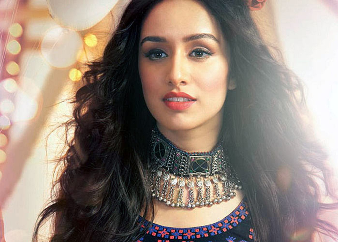 Shraddha Kapoor Hd Wallpaper Baaghi - Pisces Actresses In Bollywood , HD Wallpaper & Backgrounds