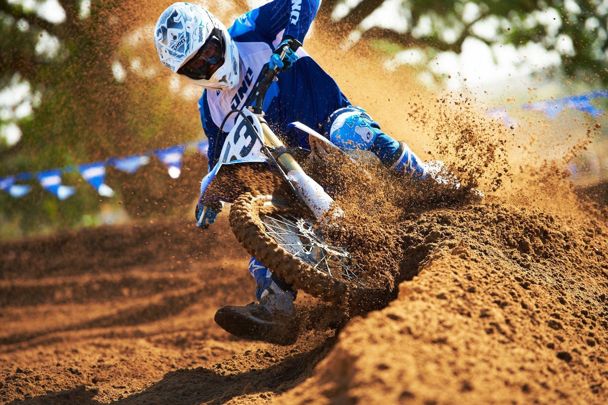 Dirt Bikes Wallpaper 2014 Hd - Yamaha Dirt Bike Backgrounds , HD Wallpaper & Backgrounds