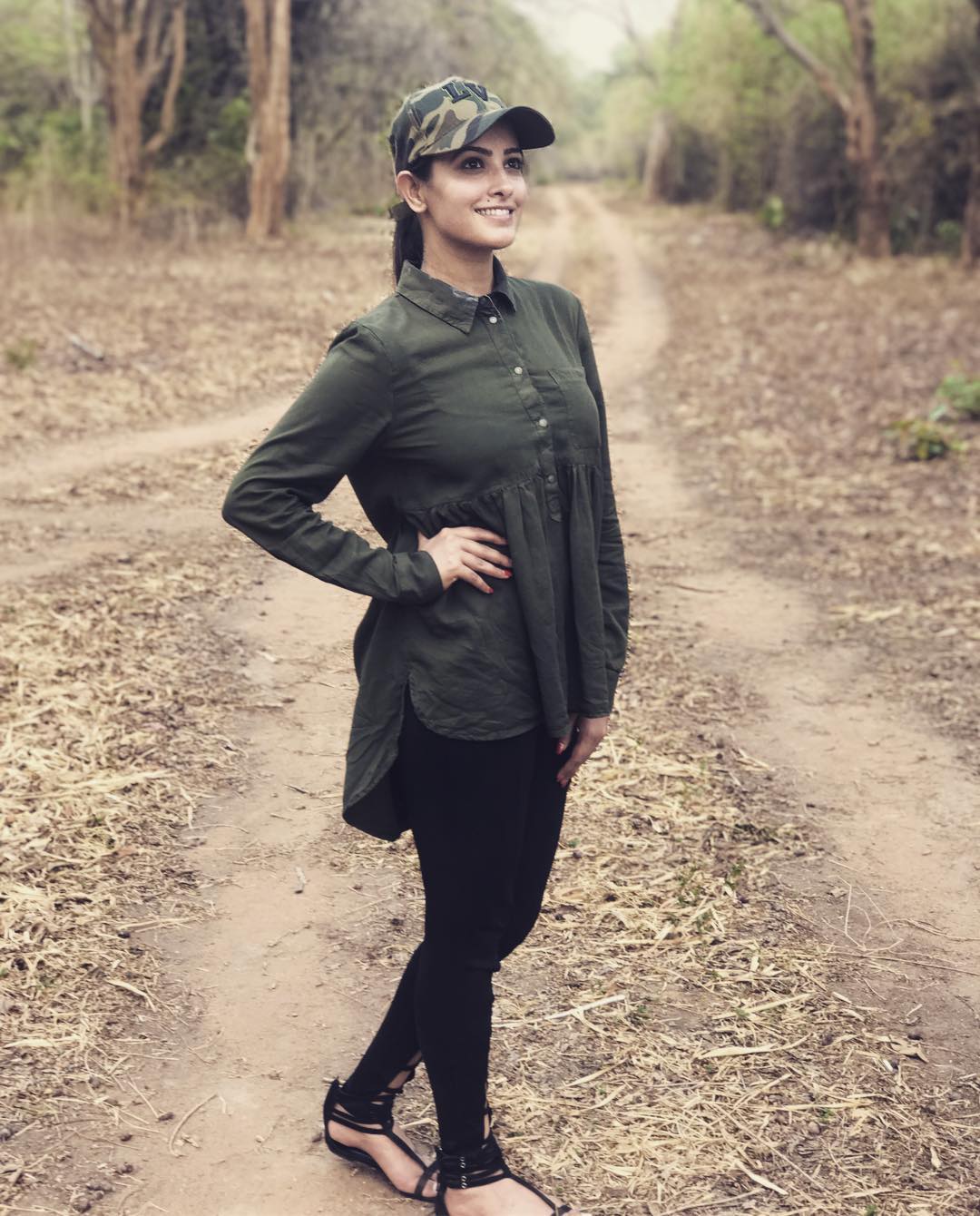 Tv Actress Anita Hassanandani Instagram Photos - Tv Serial Actress Instagram , HD Wallpaper & Backgrounds