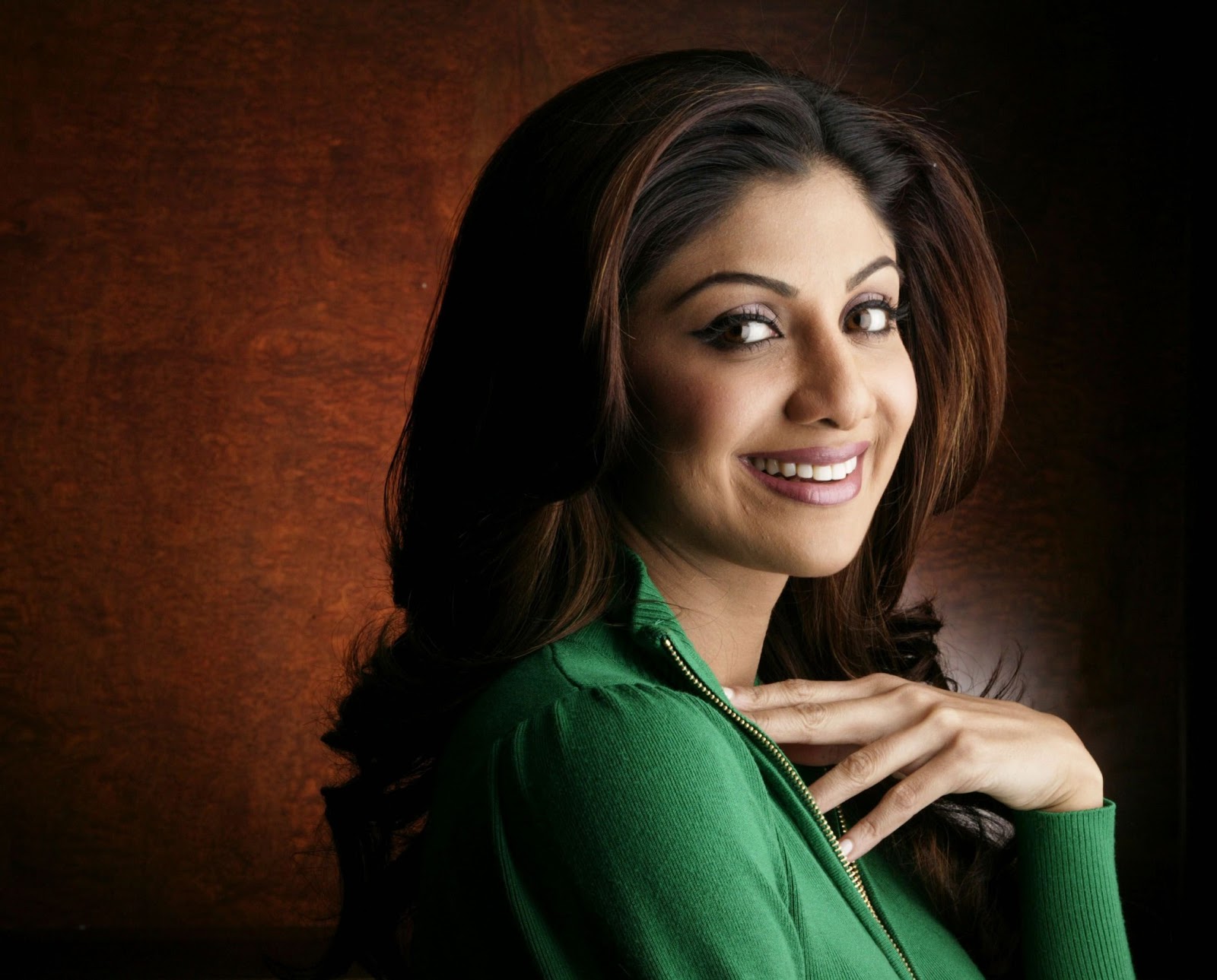 Shilpa Shetty Quotes On Yoga , HD Wallpaper & Backgrounds