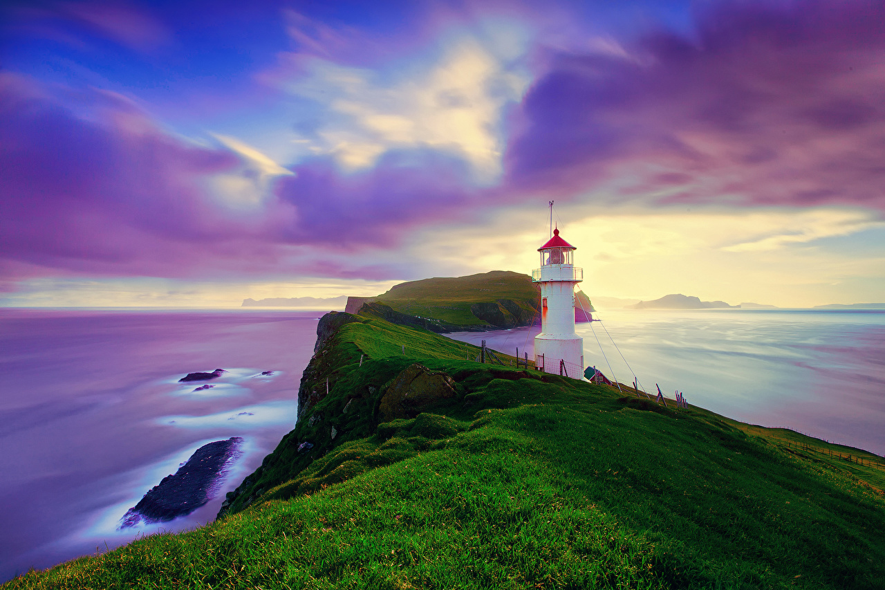 1280 X - Faroe Islands Lighthouse , HD Wallpaper & Backgrounds