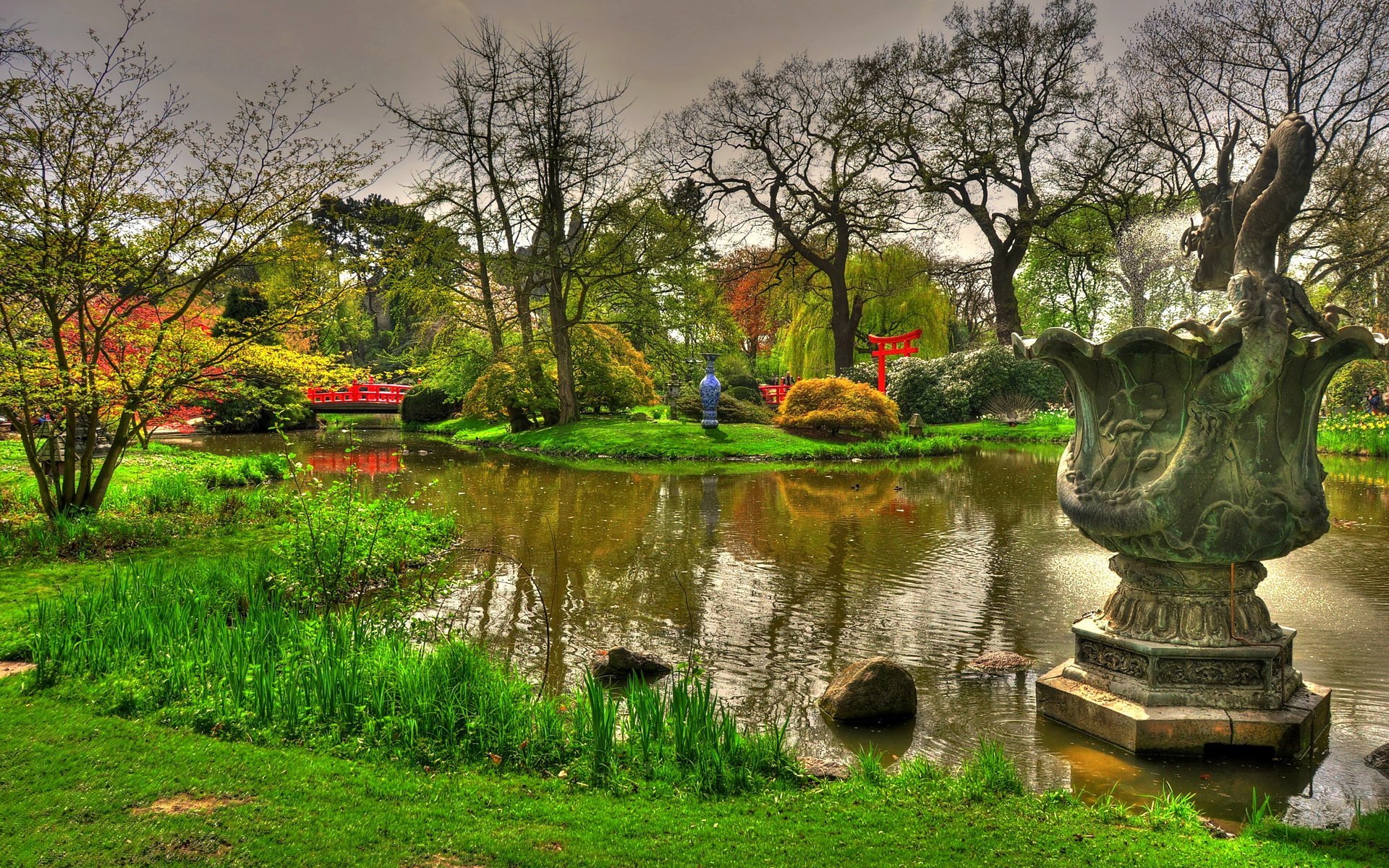 Germany Hamburg Japanese Garden Sky Pond Sculpture - Gardan Photo Hd Water , HD Wallpaper & Backgrounds