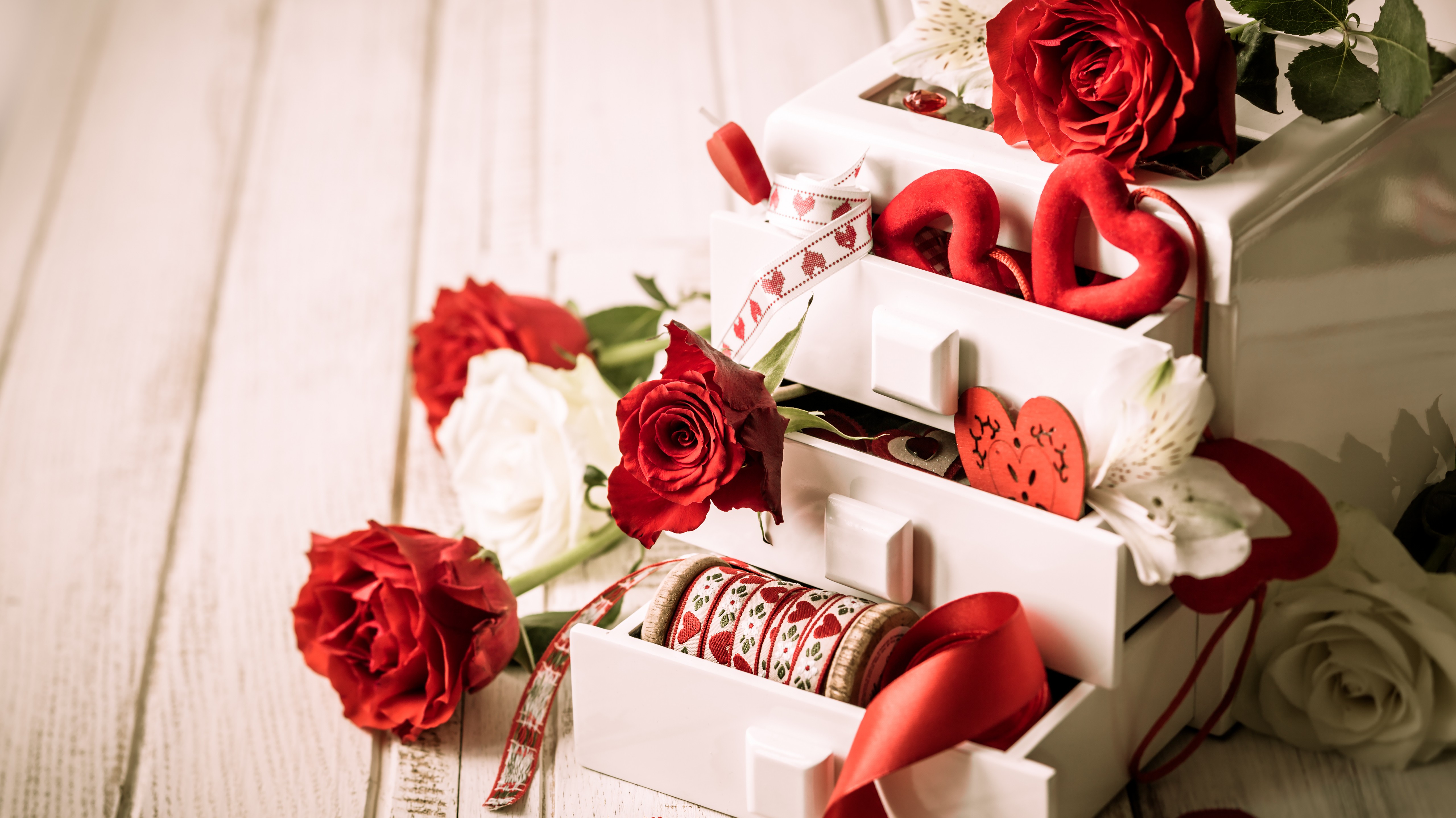 4k - Romantic Rose For Love , HD Wallpaper & Backgrounds