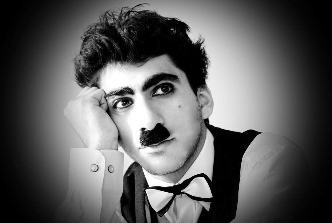 Charlie Chaplin Wallpaper - Những Người Nổi Tiếng Cung Bảo Bình , HD Wallpaper & Backgrounds