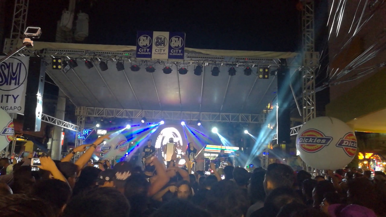 Slapshock Dahil Sayo Live In Olongapo City Youtube - Rock Concert , HD Wallpaper & Backgrounds