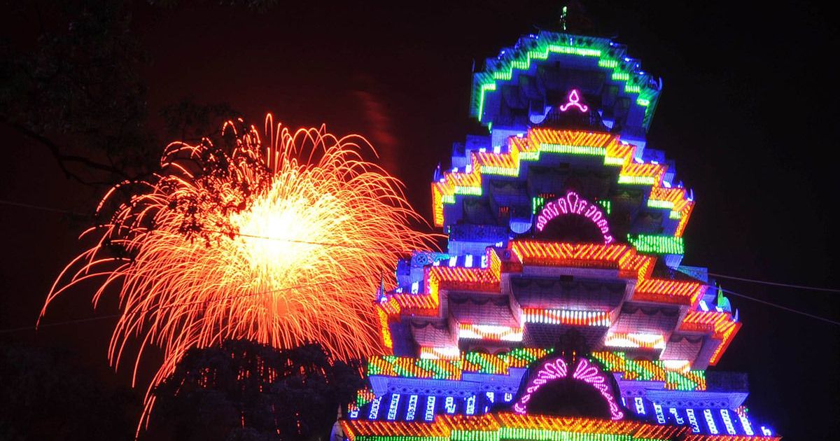 Fireworks Show To Go On At Kerala's Thrissur Pooram - Thrissur Pooram , HD Wallpaper & Backgrounds