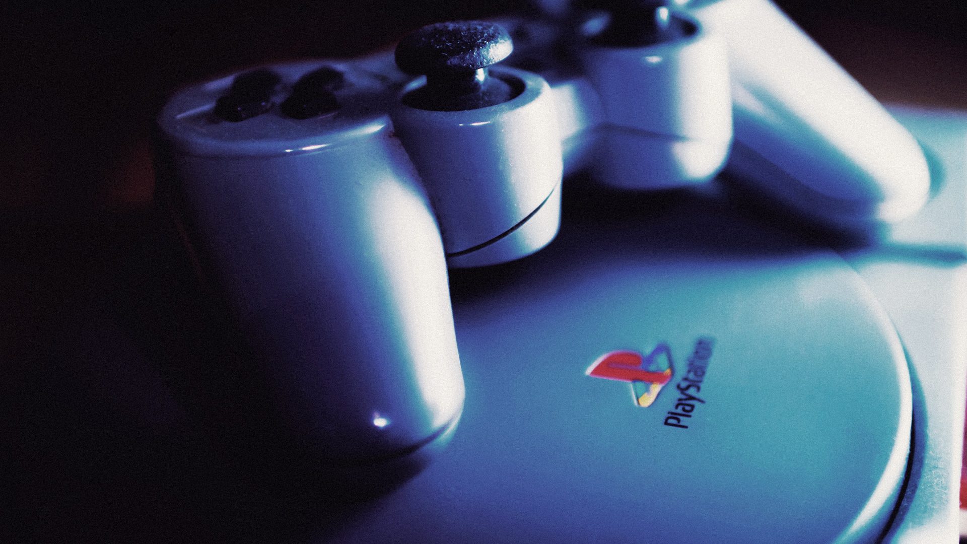 Up Close And Personal Wallpaper Of The Sony Playstation - Playstation 1 Wallpaper Hd , HD Wallpaper & Backgrounds