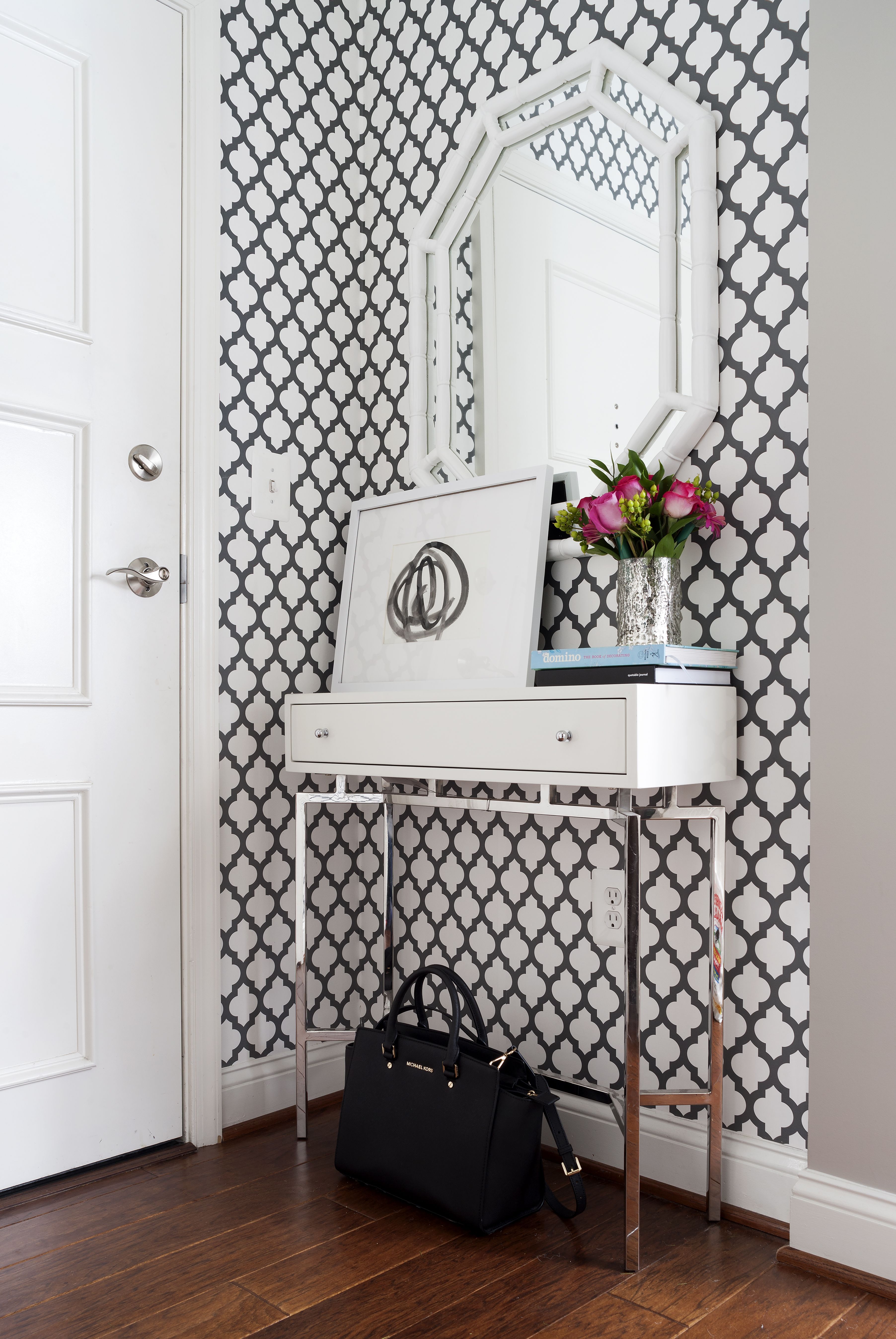 Glamorous Entryway, Graphic Wallpaper, Gray And White - Small Entryway , HD Wallpaper & Backgrounds