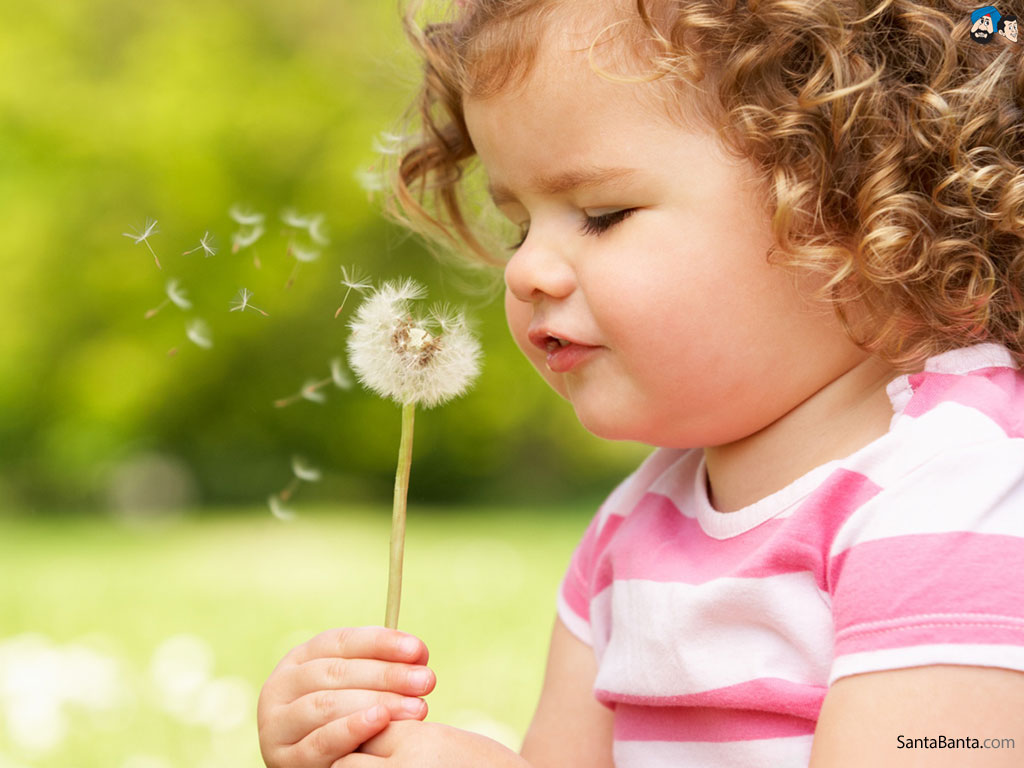 Cute Baby Girl Picture Wallpaper - Child Blow Wish Dandelion , HD Wallpaper & Backgrounds