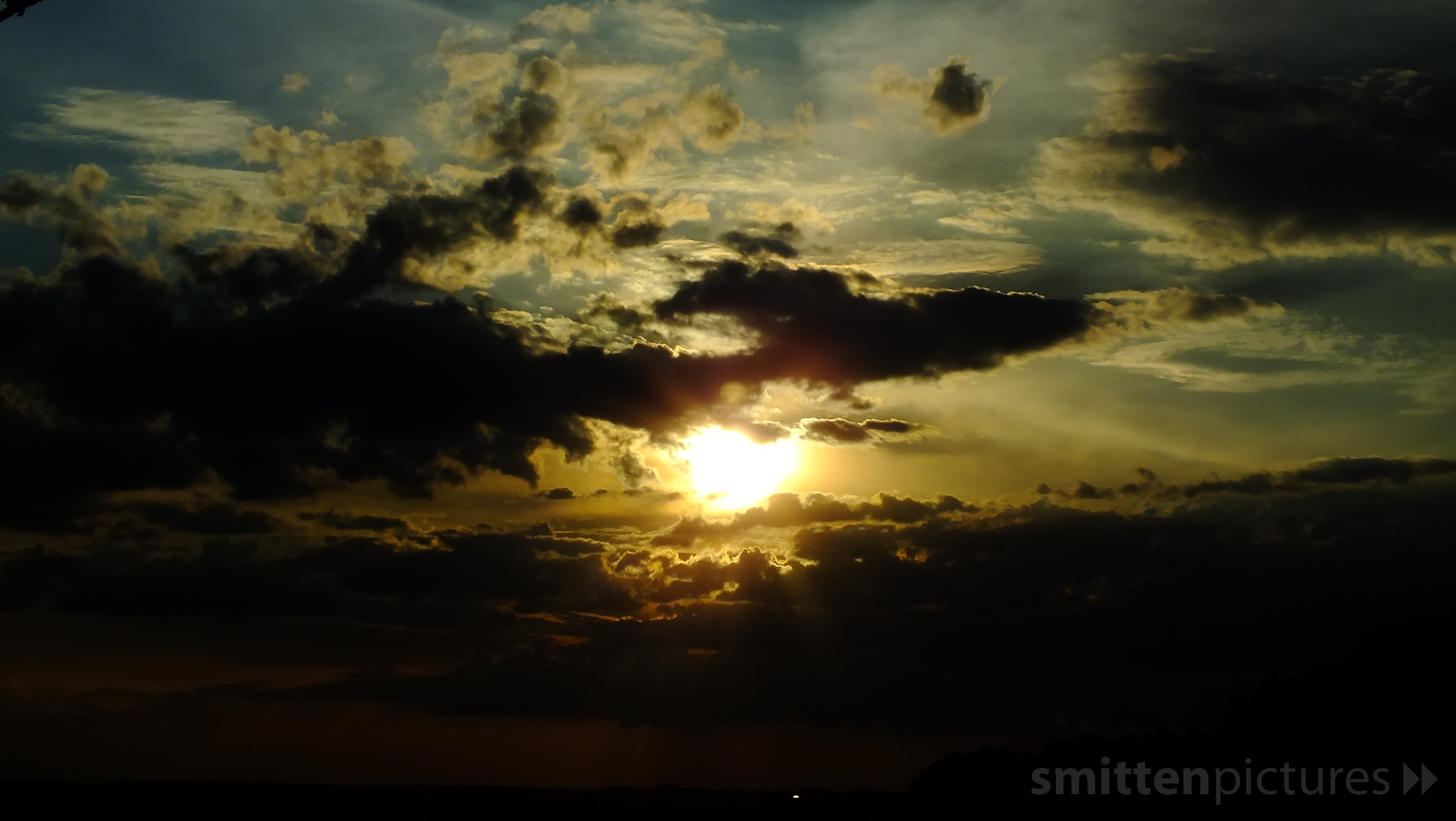 Sonnenuntergang - Sun , HD Wallpaper & Backgrounds