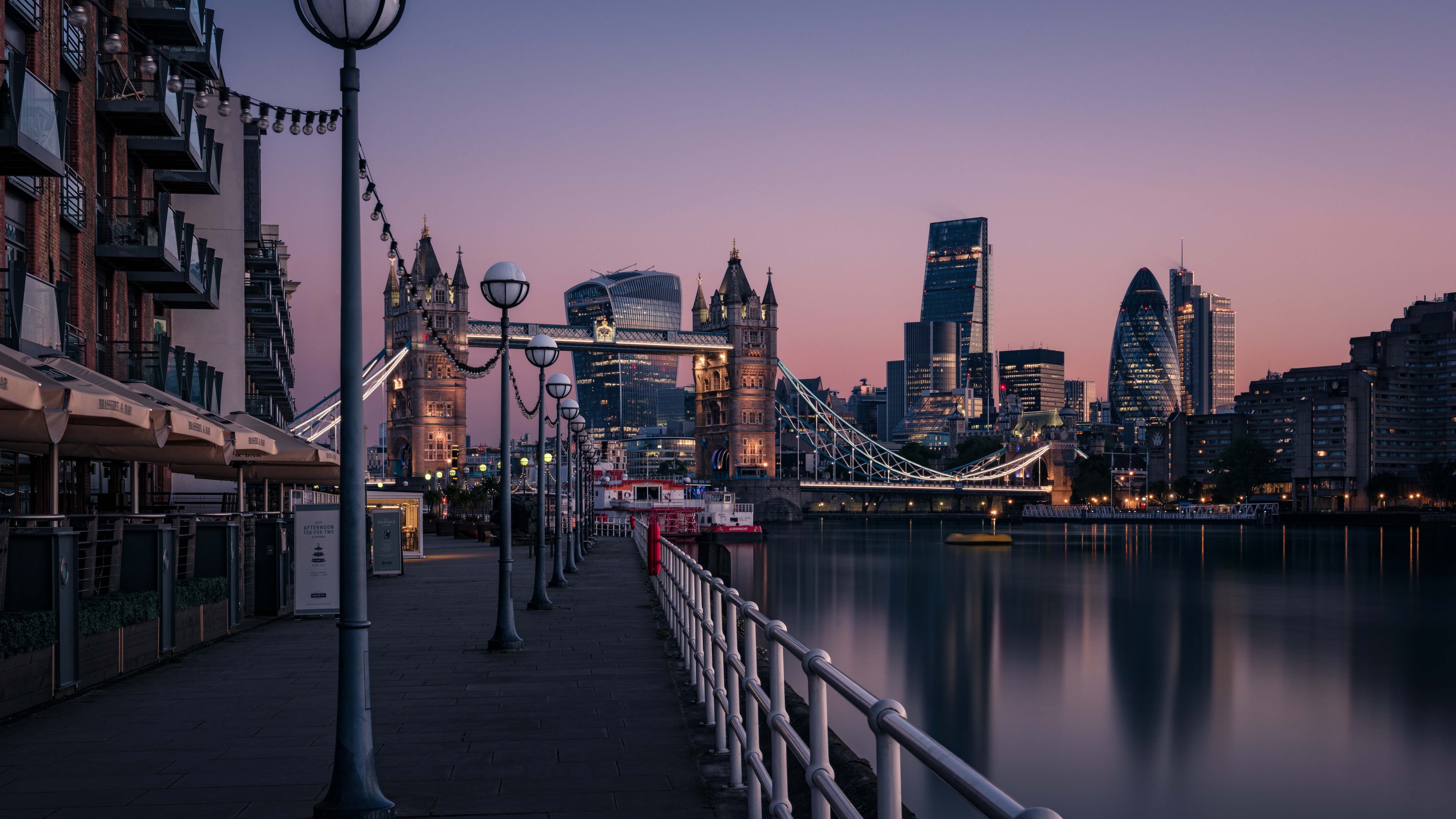 London England Tower Bridge Thames River Cityscape - London 4k , HD Wallpaper & Backgrounds