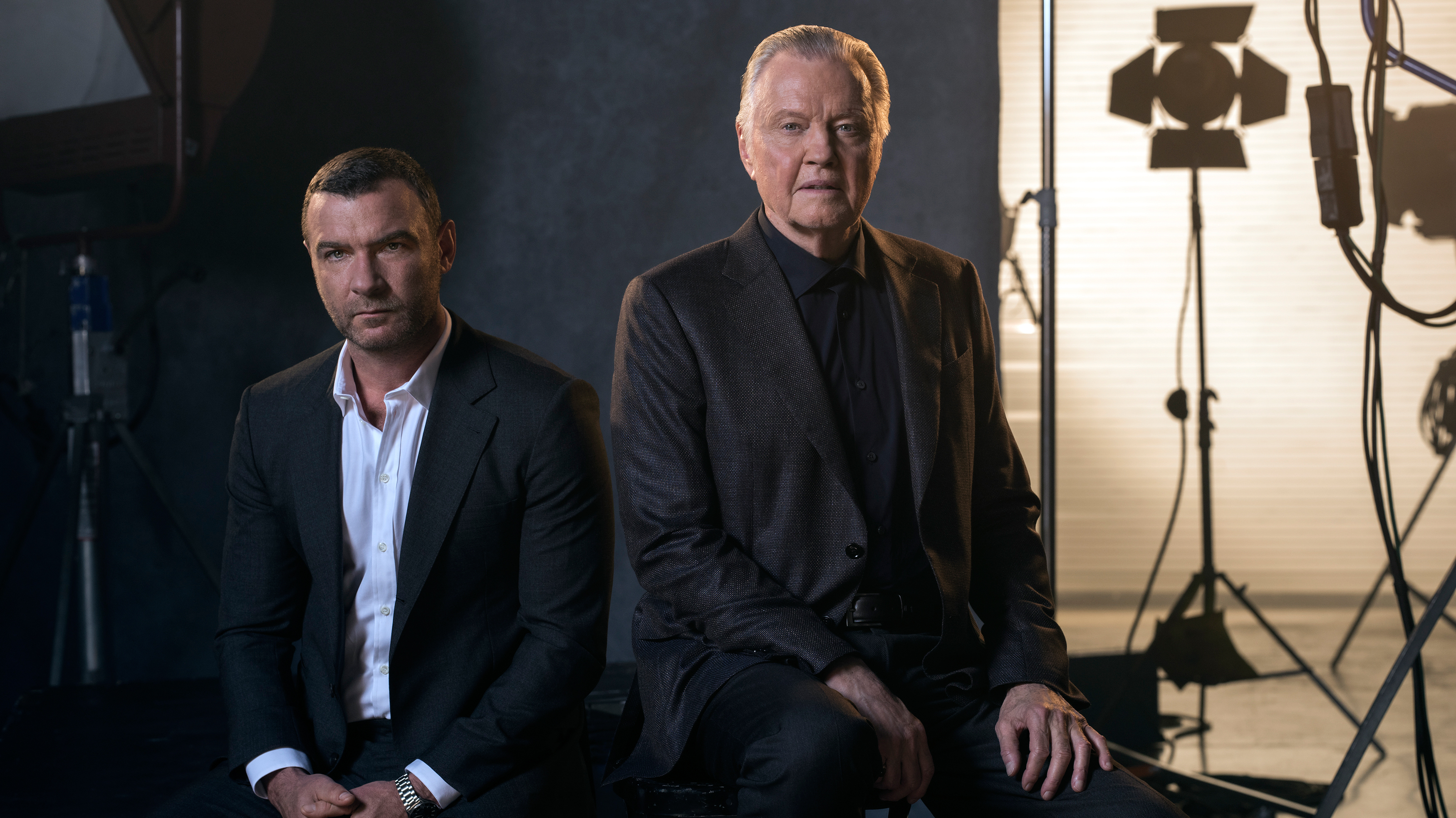 Ray Donovan Hd Wallpaper - Serie Ray Donovan , HD Wallpaper & Backgrounds