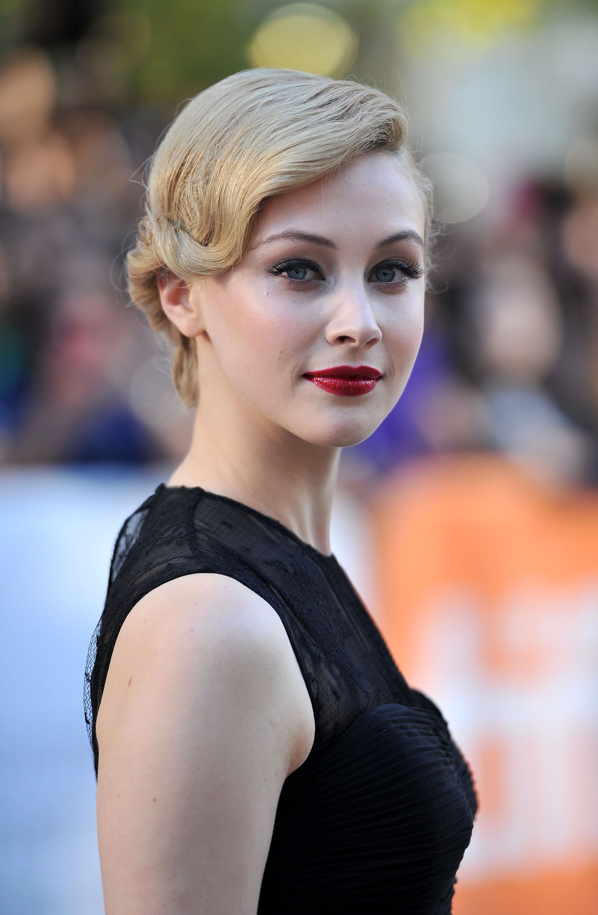 Sarah Gadon Hd Wallpapers - Sarah Gadon , HD Wallpaper & Backgrounds