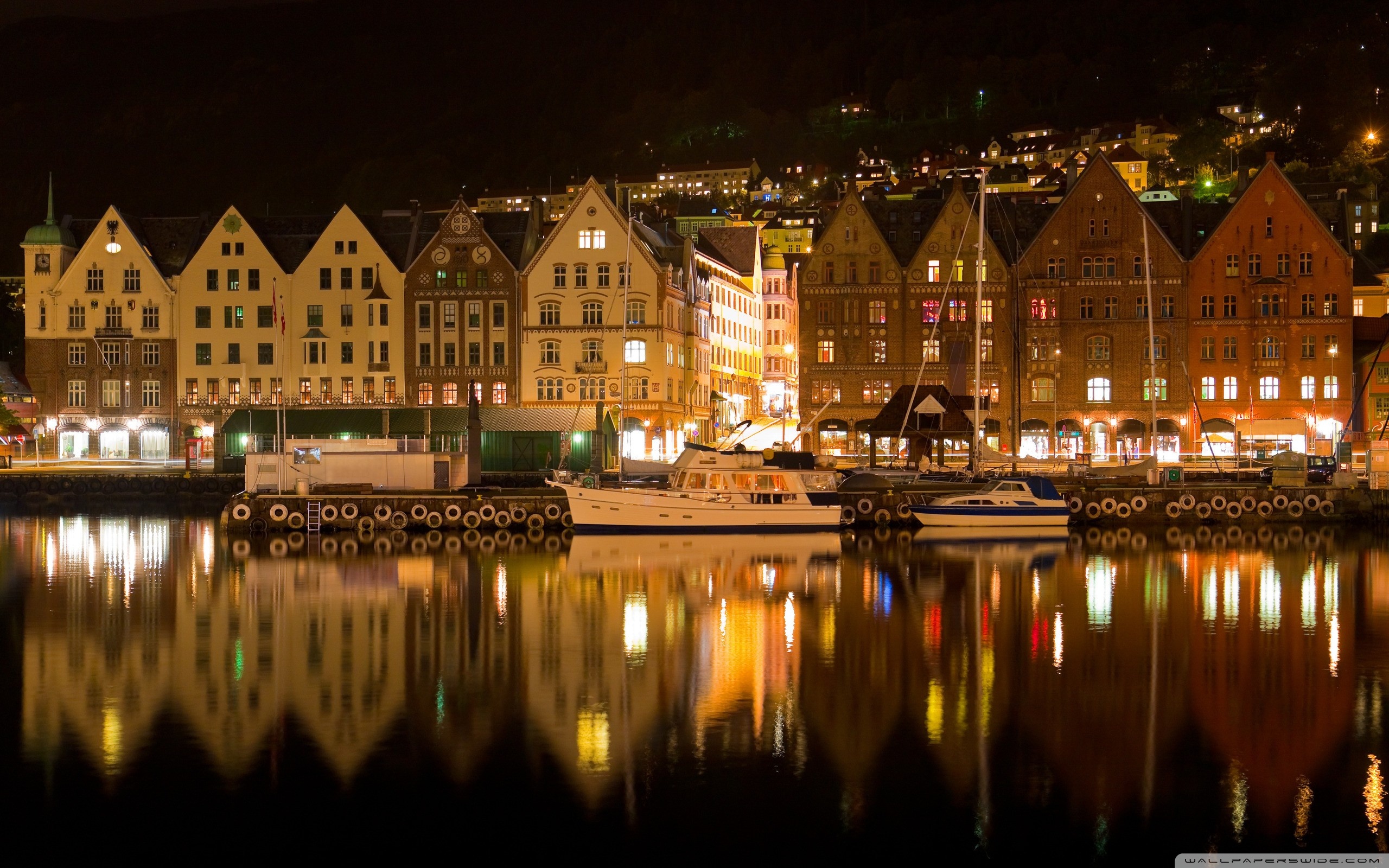 Wide - Bergen Norway At Night , HD Wallpaper & Backgrounds