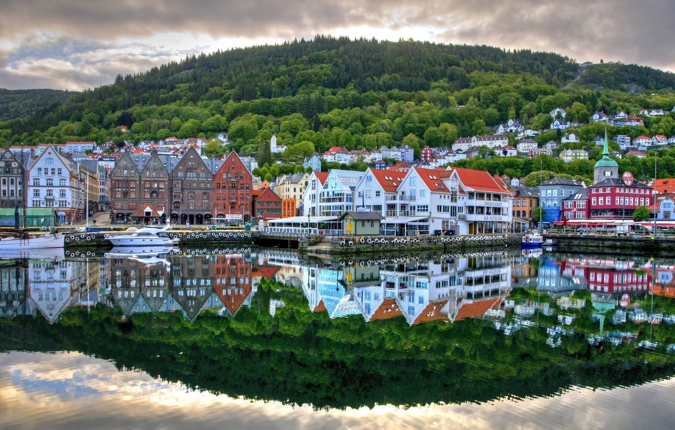 Photo Wallpaper The City, Reflection, River, Home, - Bergen Harbour , HD Wallpaper & Backgrounds
