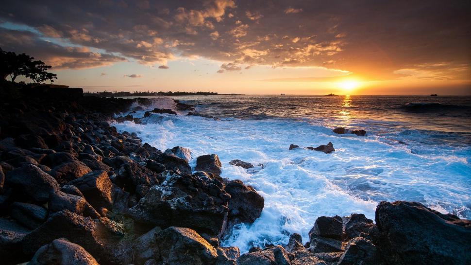 Rugged Coast In Hawaii At Sunset Wallpaper - Hawaii Sunsets , HD Wallpaper & Backgrounds