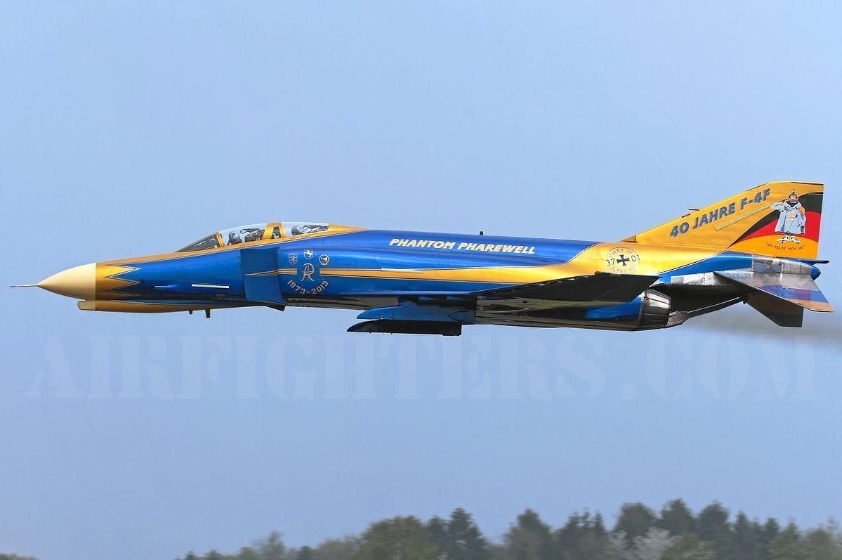 F-4 Phantom Wallpaper - Wittmund Phantom Pharewell , HD Wallpaper & Backgrounds