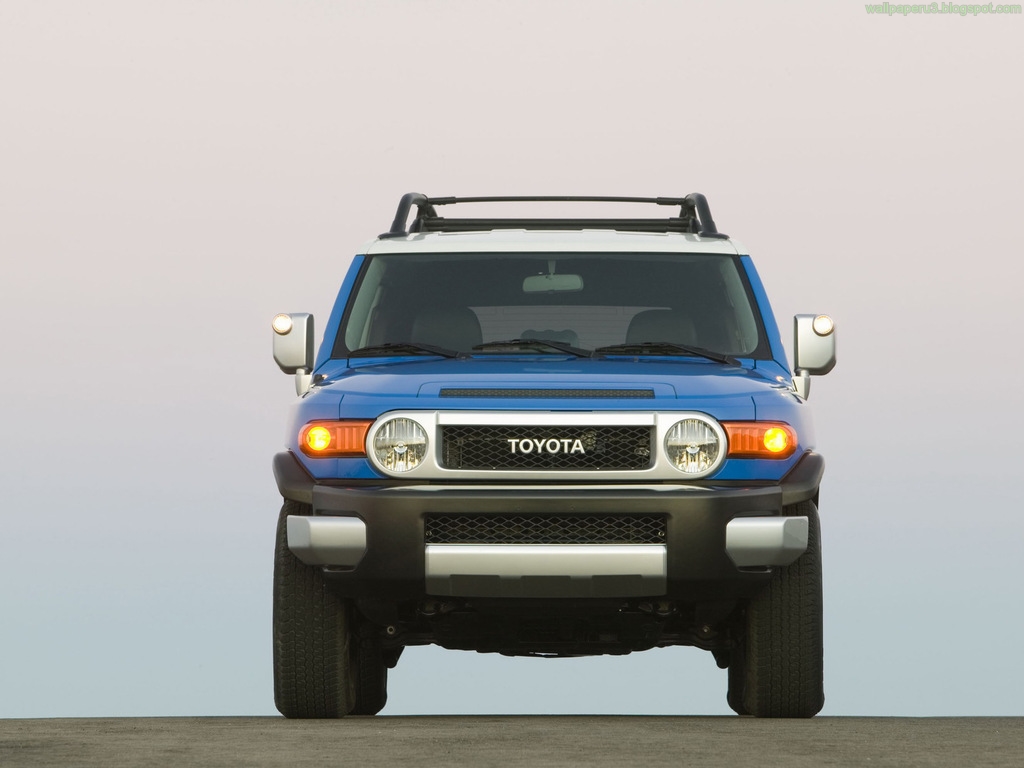 Toyota Fj Cruiser Standard Resolution Wallpaper - Fj Cruiser Roof Marker Lights , HD Wallpaper & Backgrounds