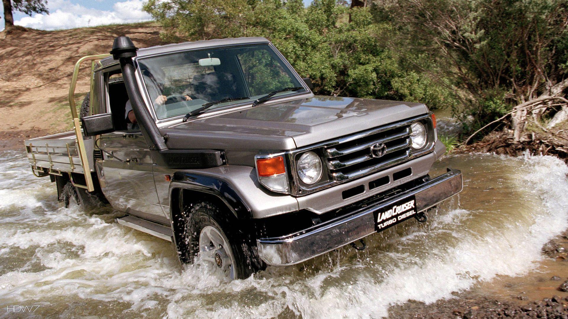 Toyota Land Cruiser 70 1984 Car Hd Wallpaper - 78 Series Landcruiser
