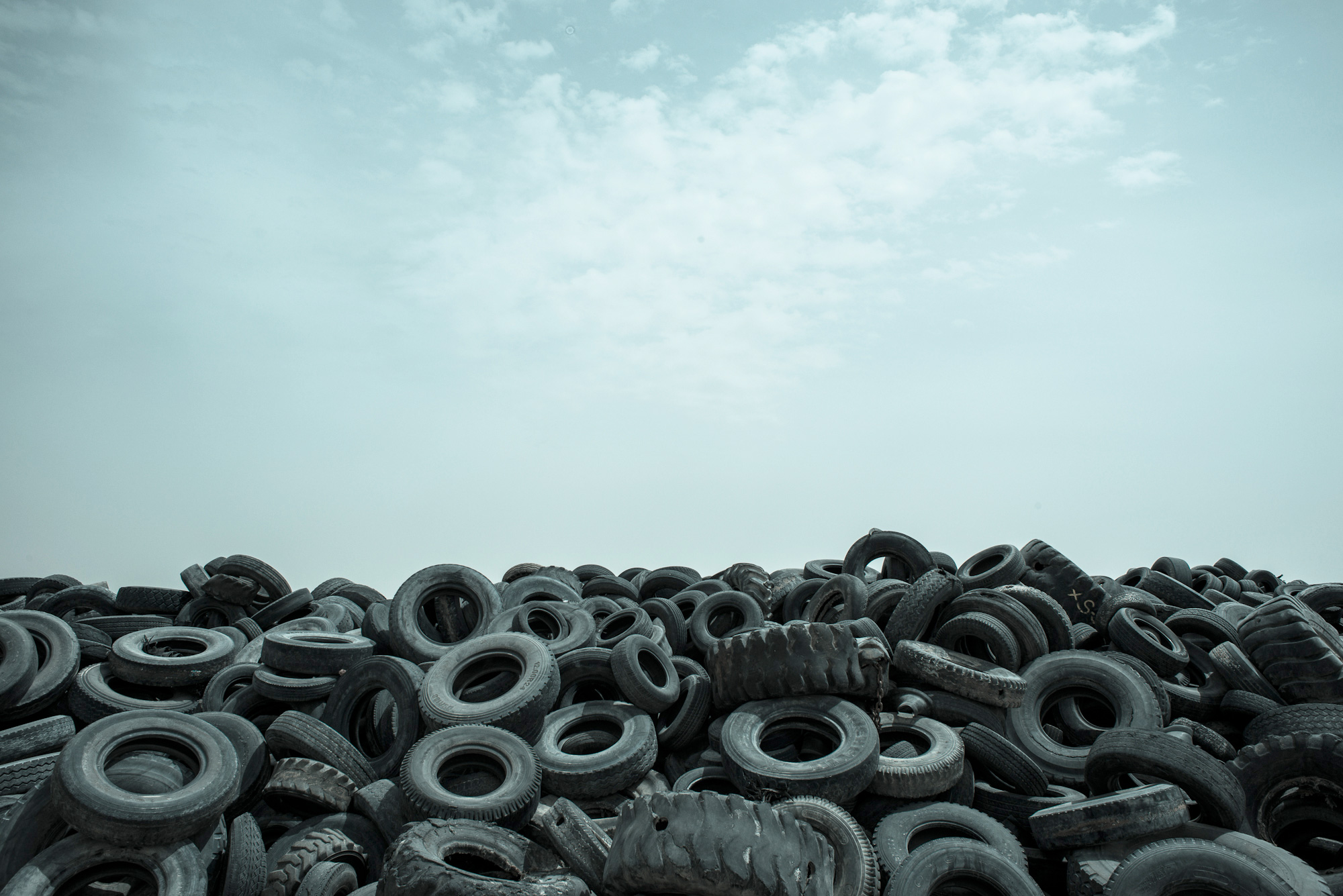Mark2012 04 22t14 - Rubber Tires , HD Wallpaper & Backgrounds