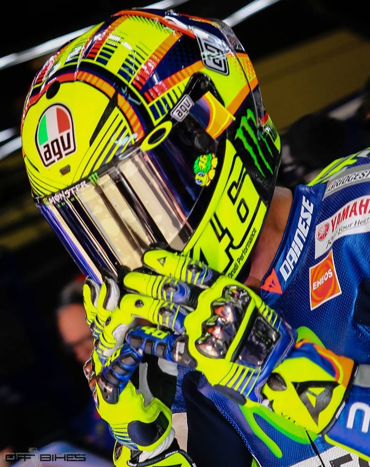 1000 Images About Agv - Helmet Valentino Rossi 2017 , HD Wallpaper & Backgrounds
