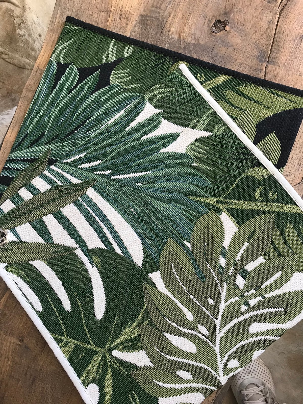 New Hertex Inside Out Rugs- Delicious Rug Range - Placemat , HD Wallpaper & Backgrounds