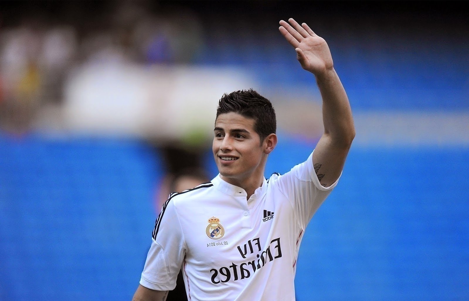 James Rodriguez Real Madrid Wide Hd New Wallpaper - Soccer Player , HD Wallpaper & Backgrounds