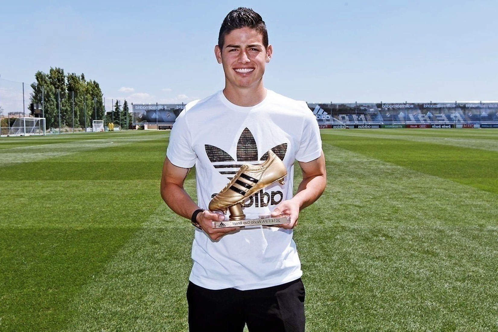 James Rodriguez Hd Wallpaper This Wallpaper - Player , HD Wallpaper & Backgrounds