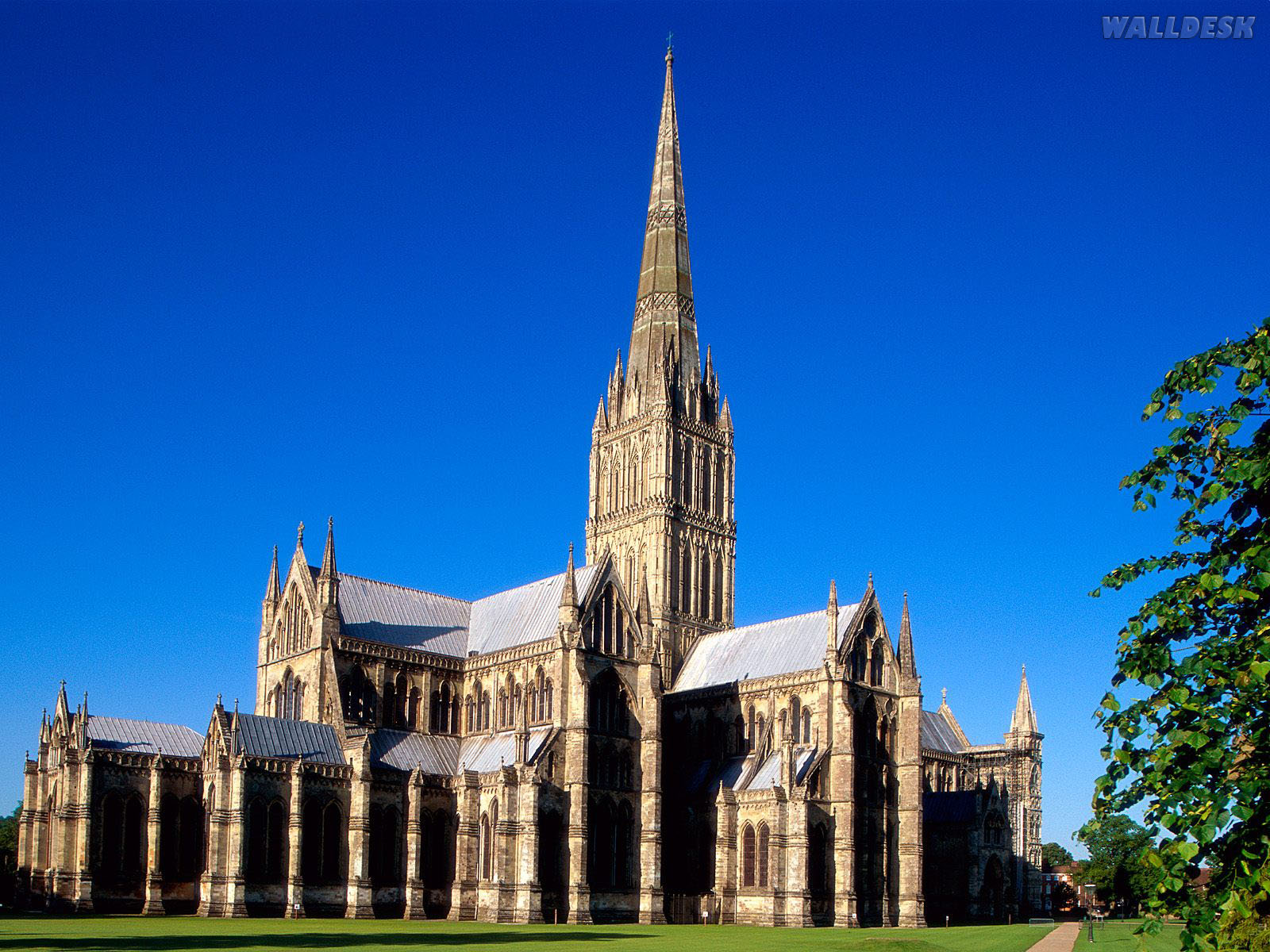 Catedral Salisbury Na Inglaterra Wallpaper - Salisbury Cathedrale , HD Wallpaper & Backgrounds