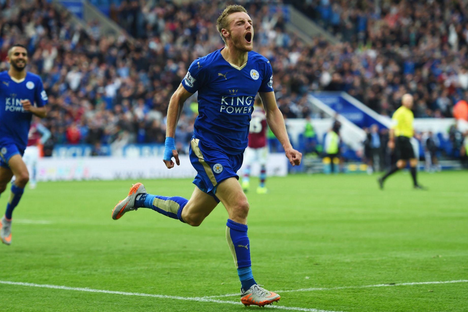 Jamie Vardy Celebrates After He Scored The Second And - Jamie Vardy Leicester City , HD Wallpaper & Backgrounds
