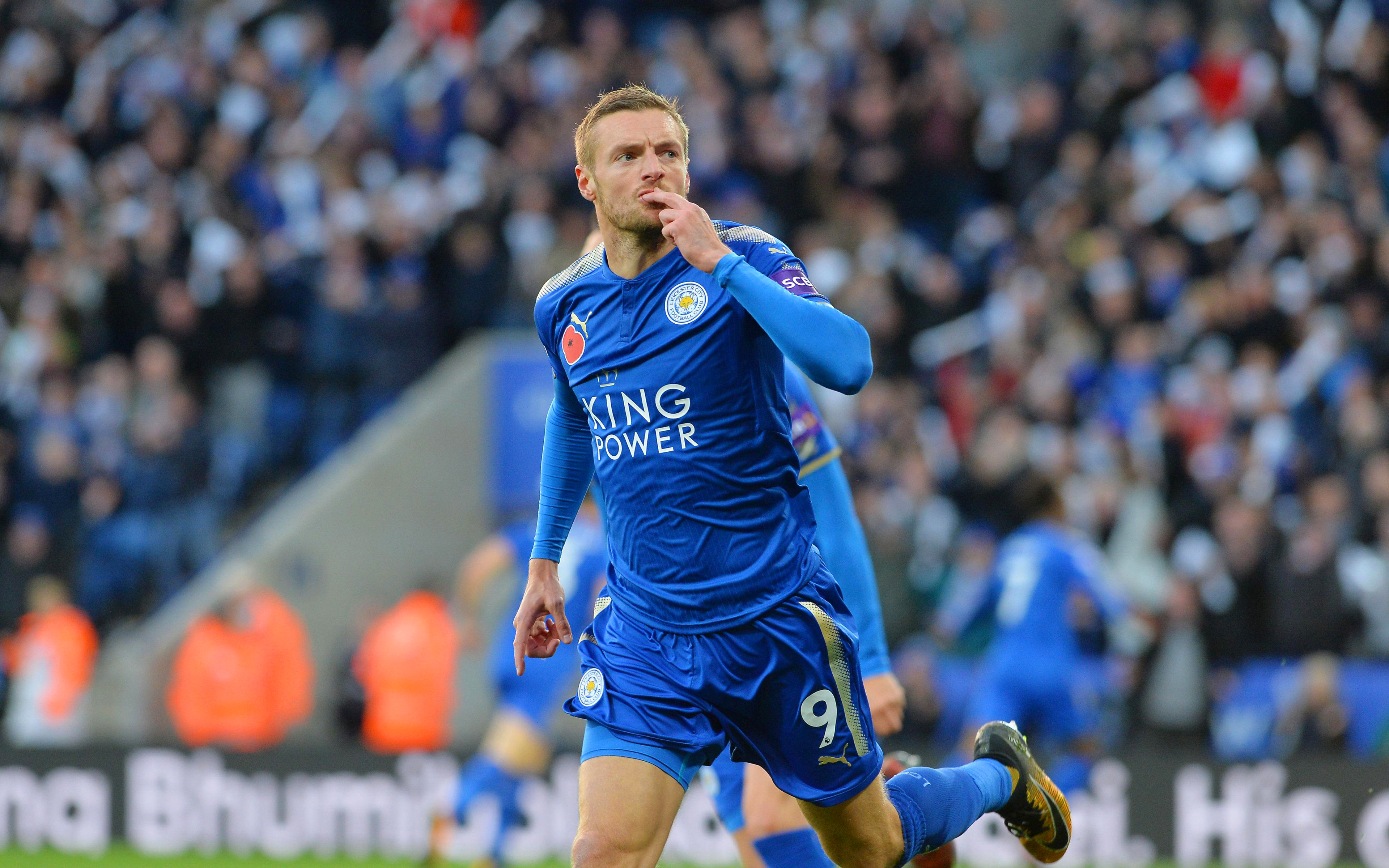 Jamie Vardy, 4k, Goal, Leicester City, Football, Premier - Kick Up A Soccer Ball , HD Wallpaper & Backgrounds