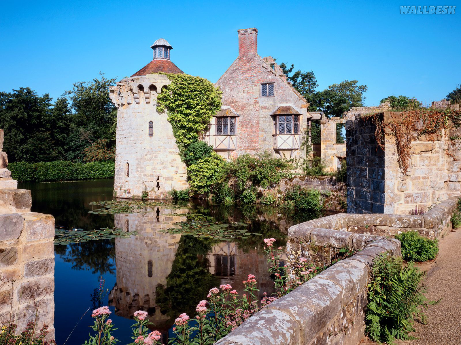 Castelo Scotney Na Inglaterra Wallpaper - Paysage England , HD Wallpaper & Backgrounds