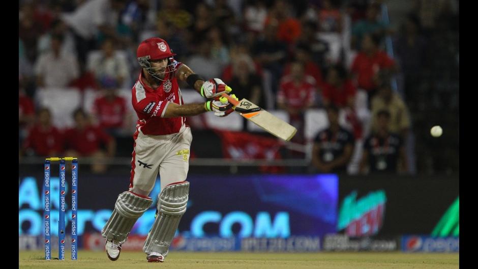 After Virender Sehwag Got Out, It Was The Glenn Maxwell - Glenn Maxwell Kxip Batting , HD Wallpaper & Backgrounds