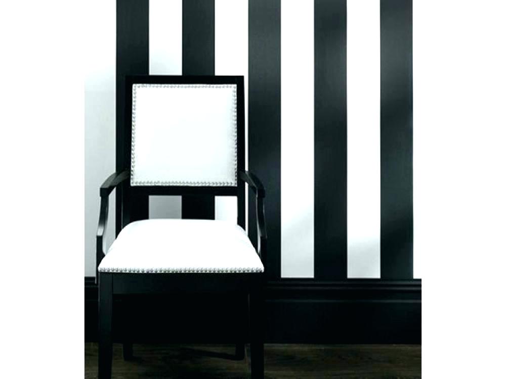 Black - Black And White Striped Feature Wall , HD Wallpaper & Backgrounds