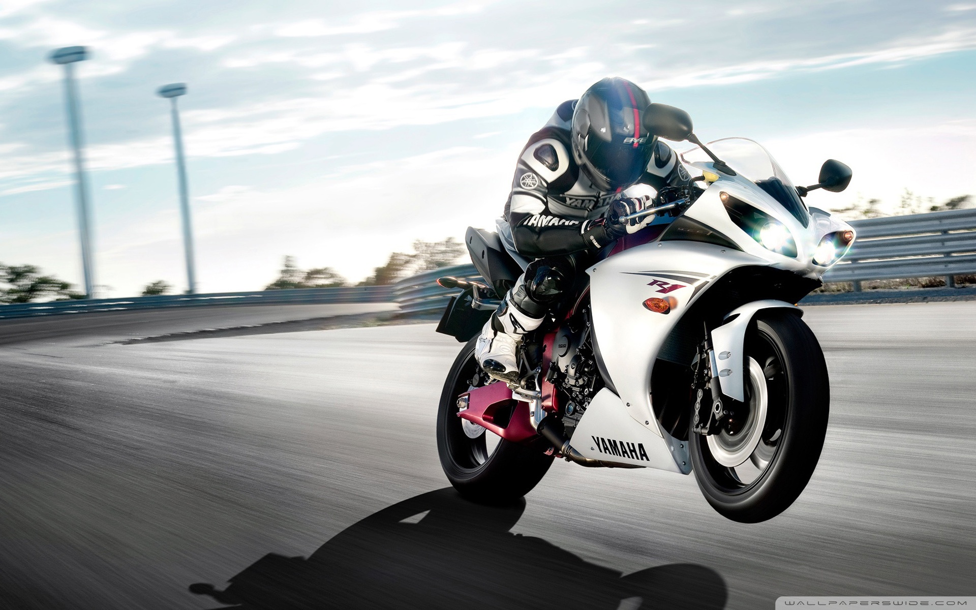 Yamaha Yzf-r1 Hd Wide Wallpaper For 4k Uhd Widescreen - Yamaha R1 , HD Wallpaper & Backgrounds