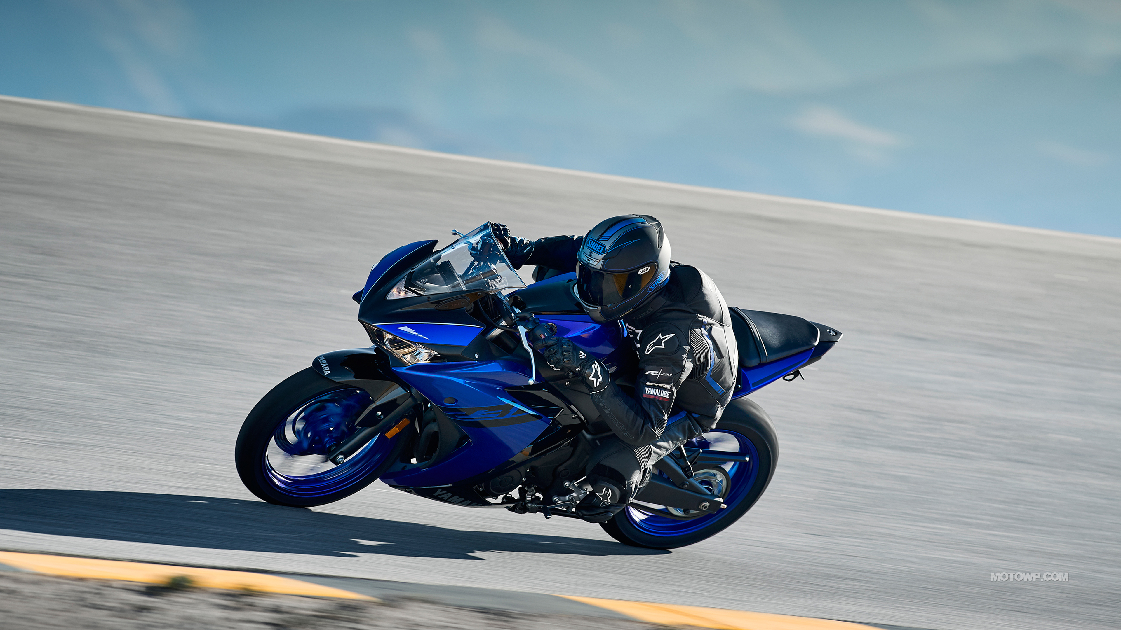 Motorcycles Wallpapers Yamaha Yzf-r3 - Yamaha R3 Wallpaper 2018 , HD Wallpaper & Backgrounds