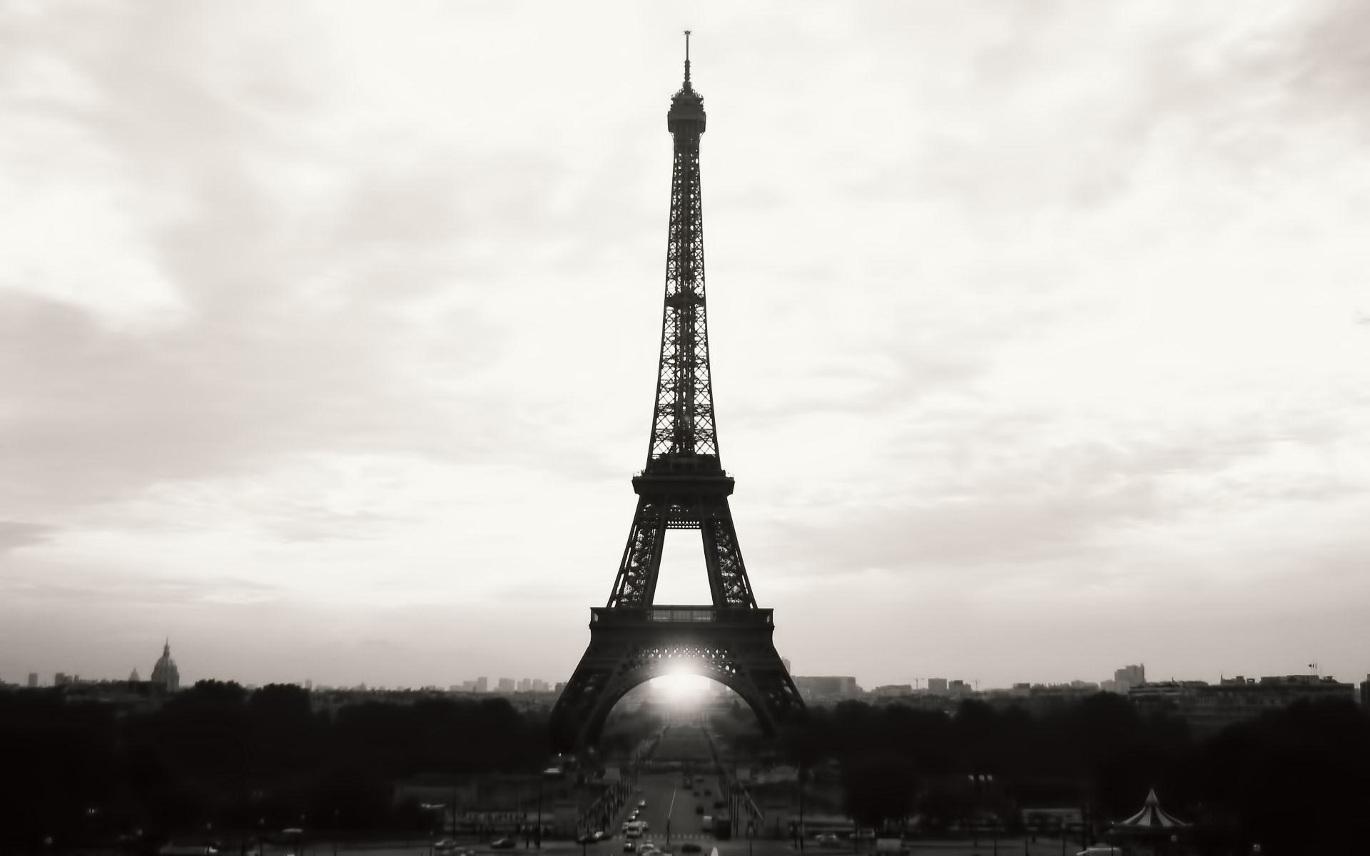 More Architecture Desktop Wallpapers - Eiffel Tower , HD Wallpaper & Backgrounds