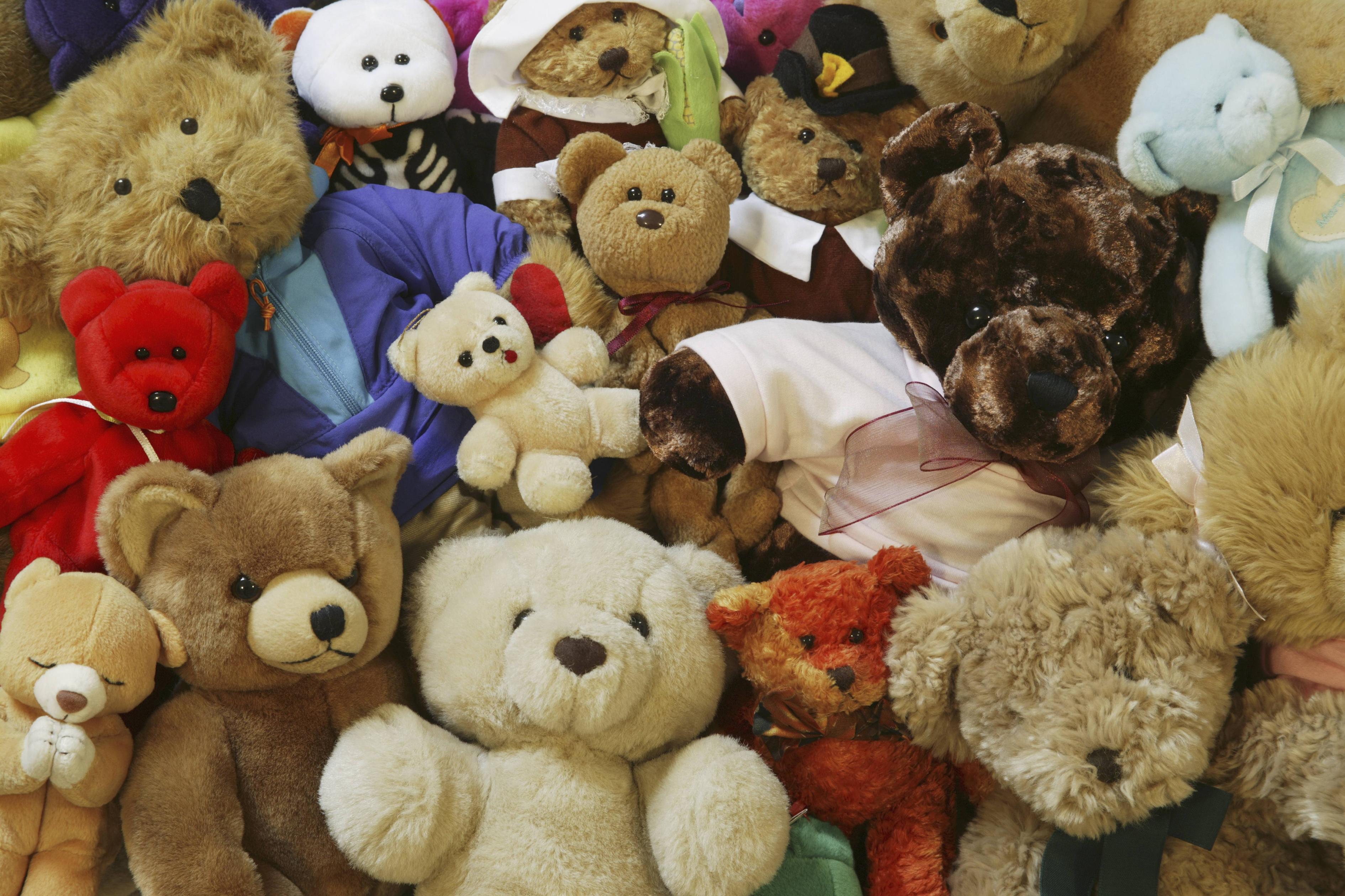 Teddy Bear Wallpapers - Pile Of Teddy Bears , HD Wallpaper & Backgrounds