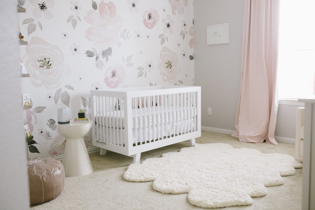 Jolie Mural In Girl's Pink And Gray Nursery - Jolie Wallpaper Nursery , HD Wallpaper & Backgrounds