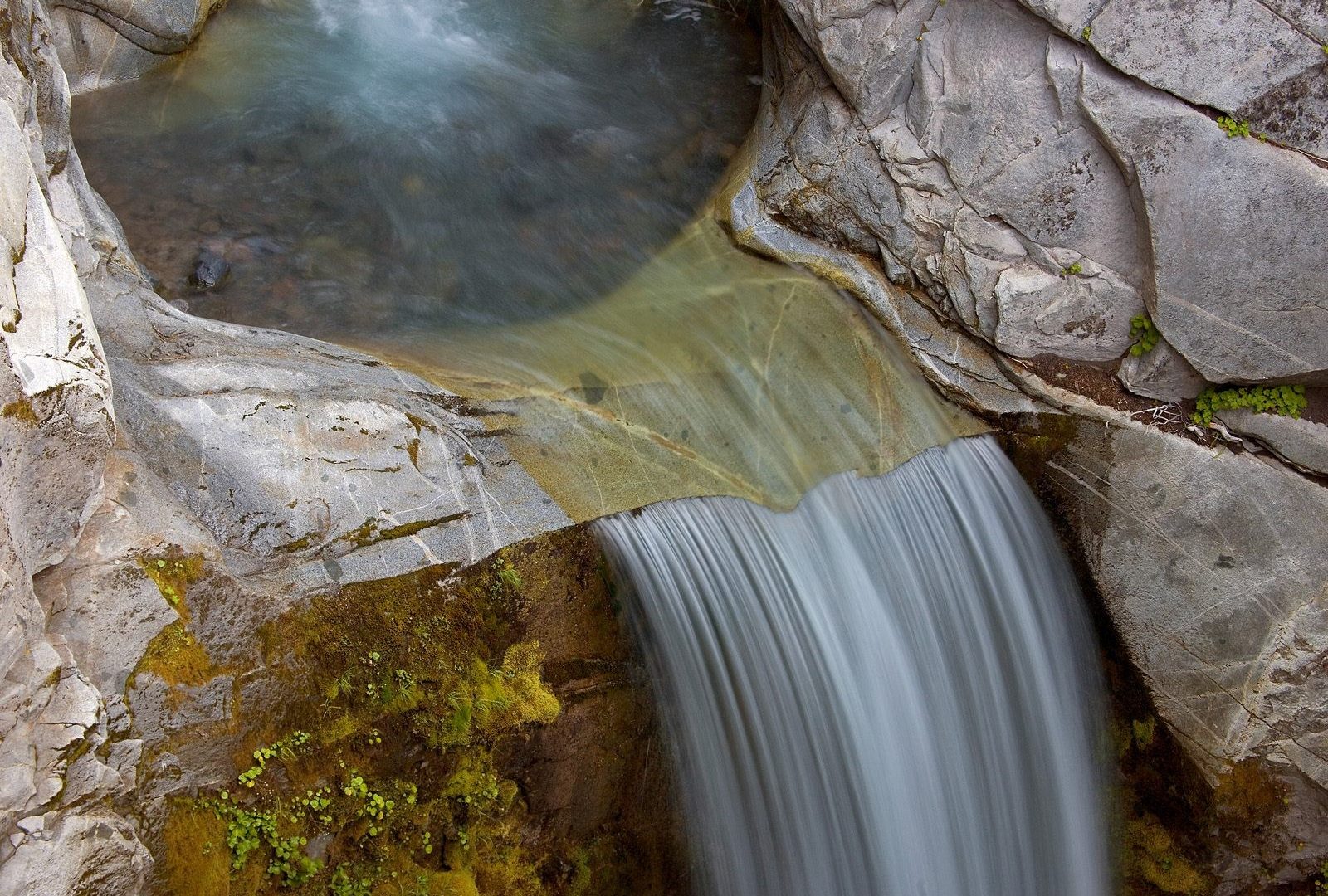 Mount Park National Rainier Washington Waterfalls Christine - Bedrock , HD Wallpaper & Backgrounds