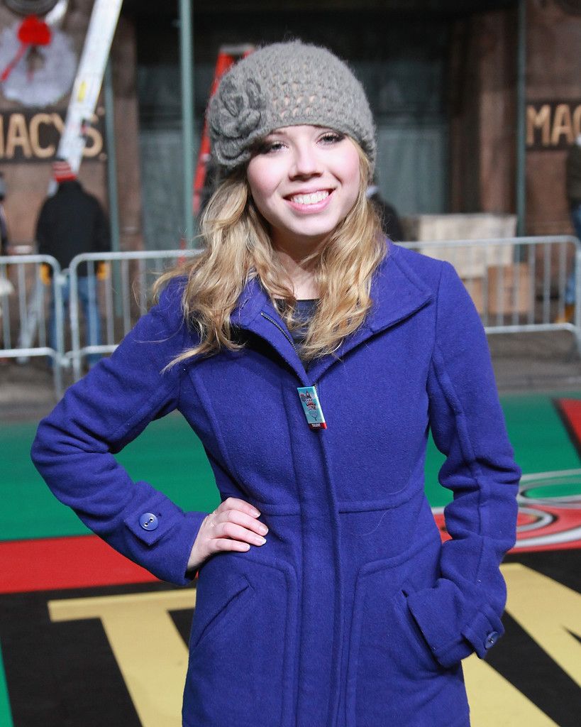 Jennette Mccurdy Images Jennette Mccurdy Hd Wallpaper - Jennette Mccurdy Winter Clothes , HD Wallpaper & Backgrounds