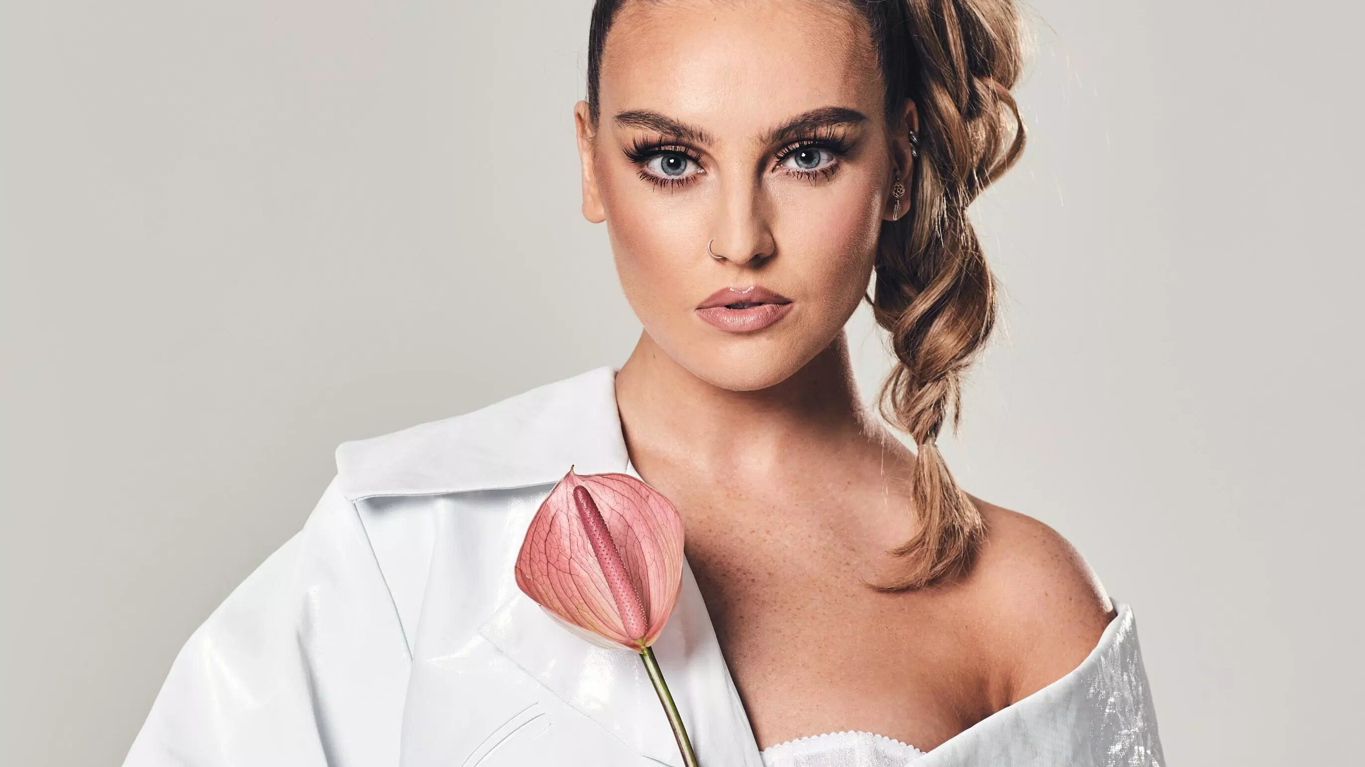 Perrie Edwards - Little Mix Perrie Photoshoot , HD Wallpaper & Backgrounds