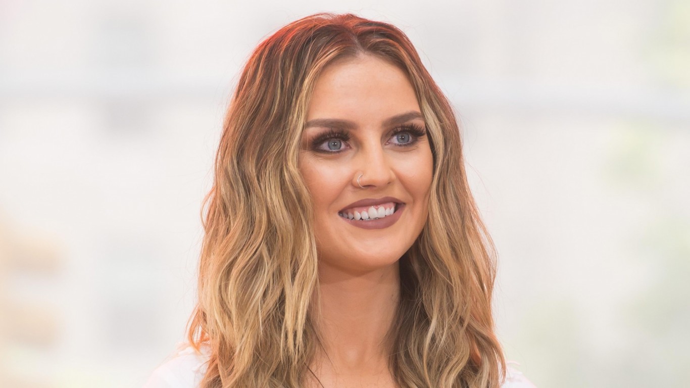 Perrie Edwards Denies Joey Essex Romance Rumours - Perrie Edwards Face Before And After , HD Wallpaper & Backgrounds
