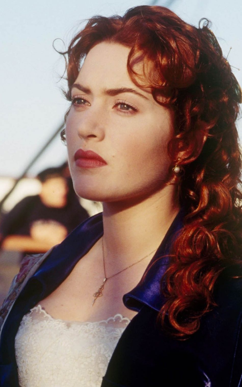 Gorgeous Kate Winslet In Titanic Hd Mobile Wallpaper - Kate Winslet From Titanic , HD Wallpaper & Backgrounds