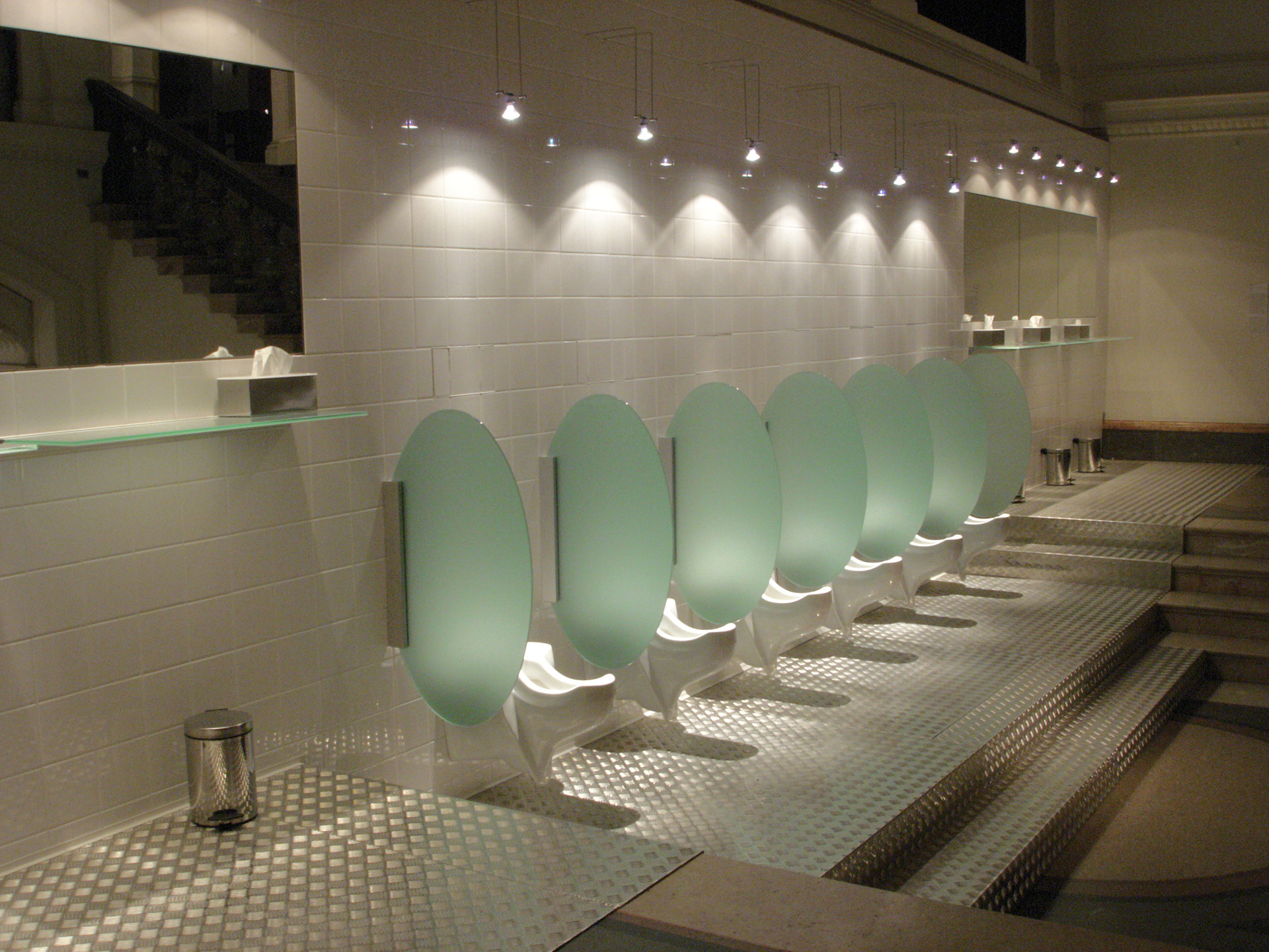 Urinals For Women, Mixed Materials 14 X 2 X 3 Mt - Architecture , HD Wallpaper & Backgrounds