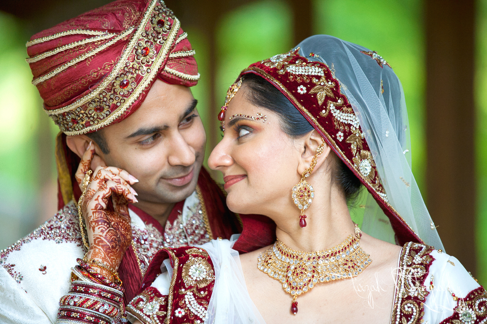 Punjabi Couple Wedding Images Source - Parsi Marriage Brother And Sister , HD Wallpaper & Backgrounds