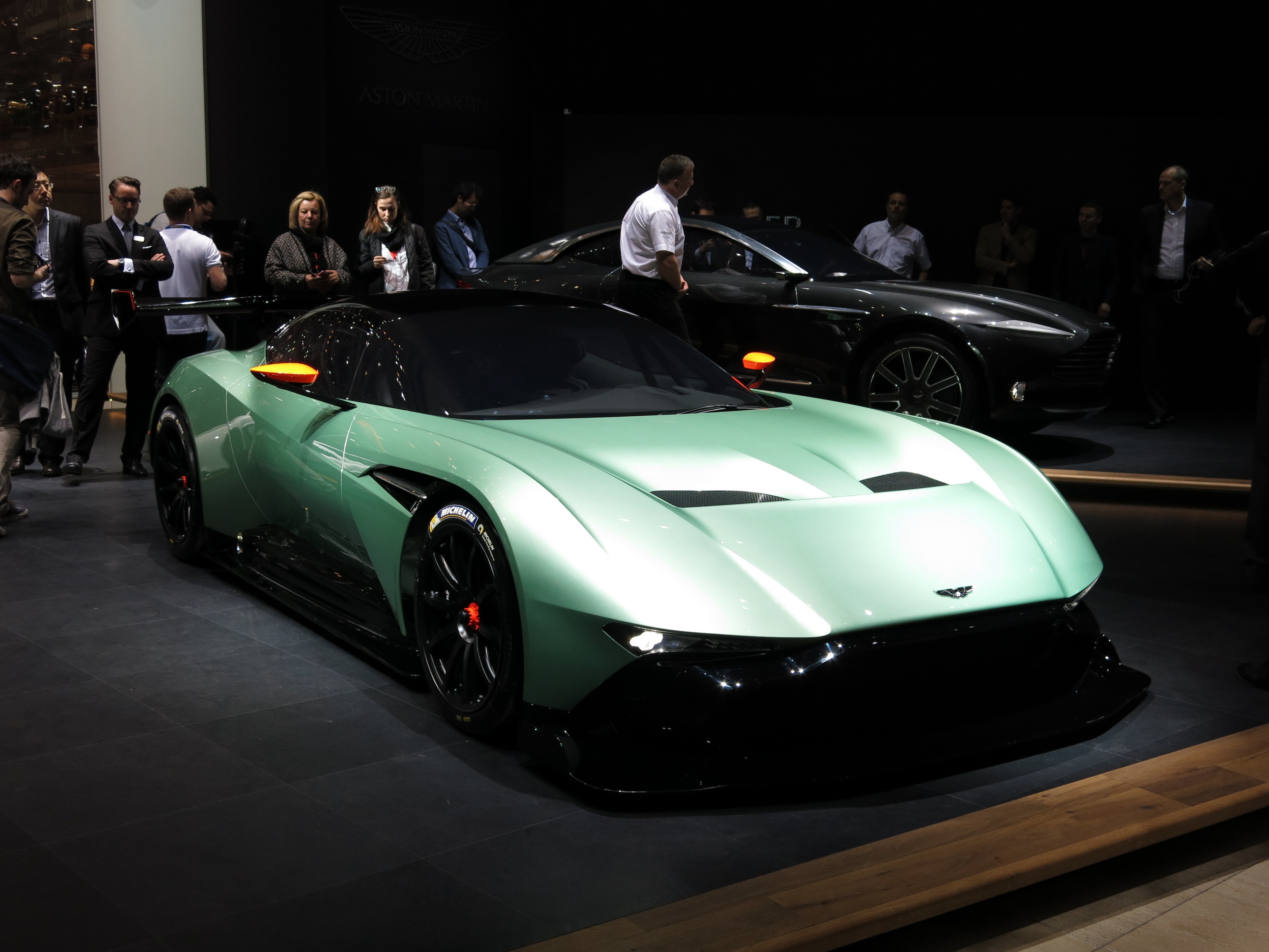 Aston Martin Top Models , HD Wallpaper & Backgrounds