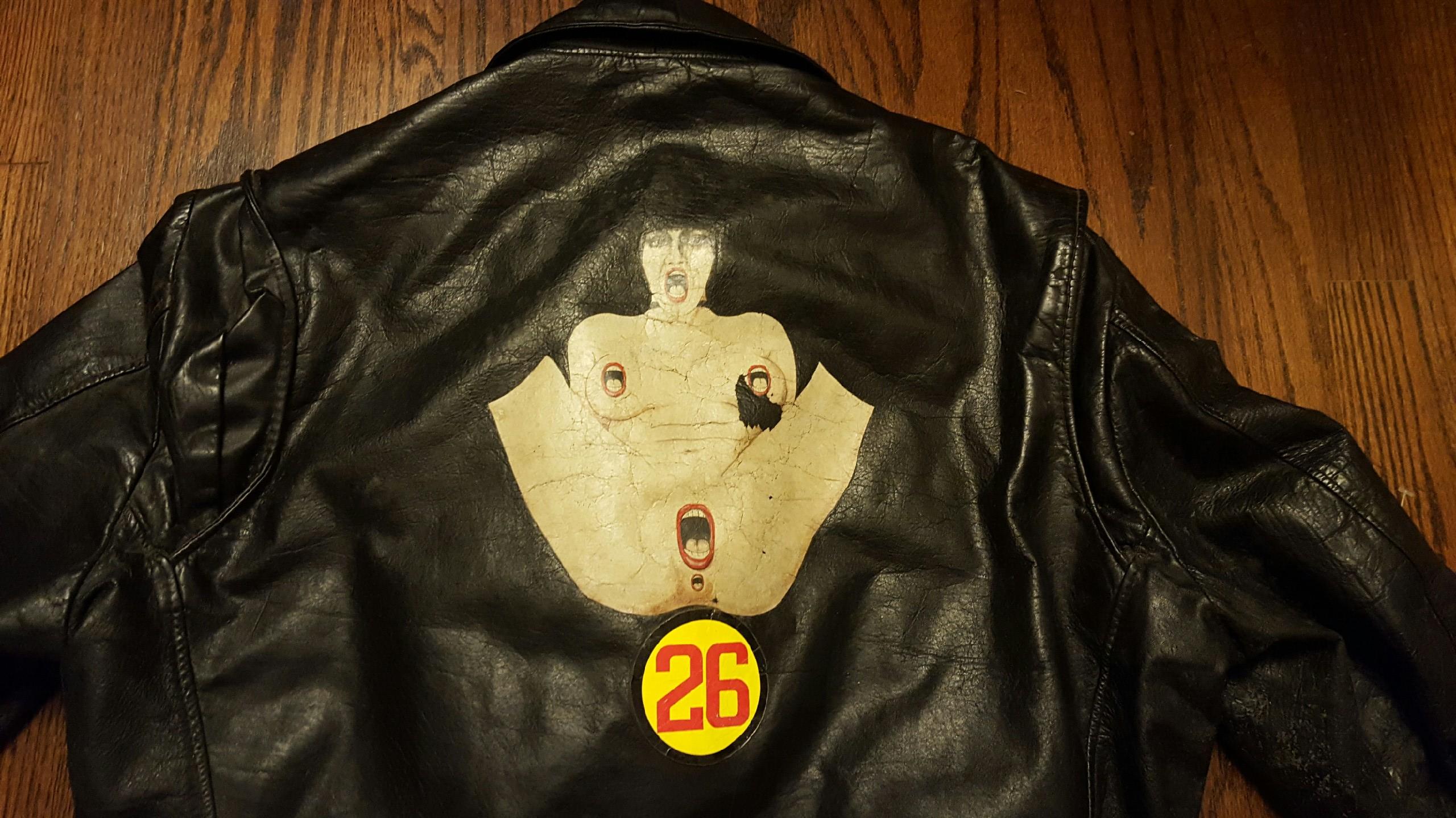 Layne's Leather Jacket Is This Really His Or His Artwork - Layne Staley Leather Jacket , HD Wallpaper & Backgrounds